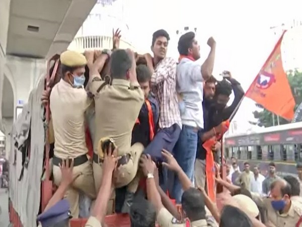 VHP's youth wing Bajrang Dal members staged a protest in Hyderabad against TRS MLA K Vidyasagar Rao's statement regarding donations for Ram temple [Photo/ANI]