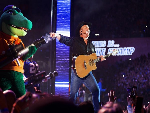 American singer Garth Brooks (Image courtesy: Instagram) 