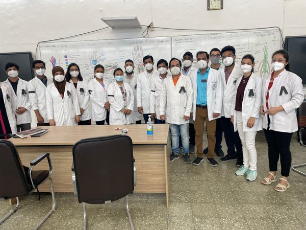 AIIMS resident doctors protest (Photo/ANI)