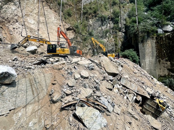 Ongoing rescue operation at the Jammu-Srinagar National Highway in Ramban (Photo/ANI)