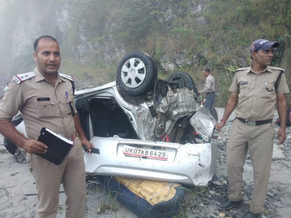 Police personnel at the accident spot (Photo/ANI)
