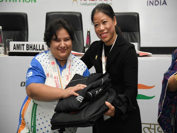 Mary Kom felicitated athletes at FICCI