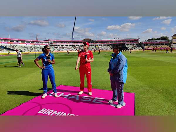 Harmanpreet Kaur and Nat Sciver. (Photo- BCCI Women Twitter)