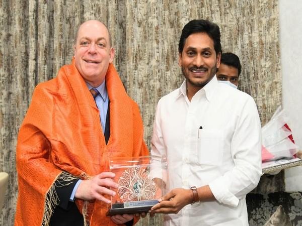 Consul General Joel Reifman and Andhra Pradesh Chief Minister YS Jagan Mohan Reddy 