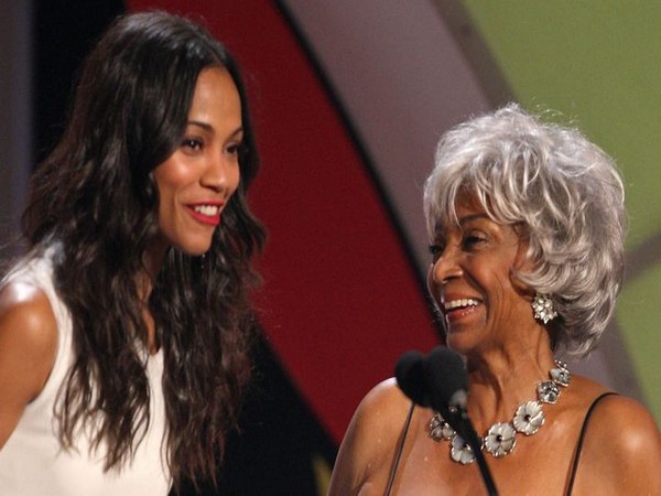 Zoe Saldana and Nichelle Nichols (Source: Twitter)