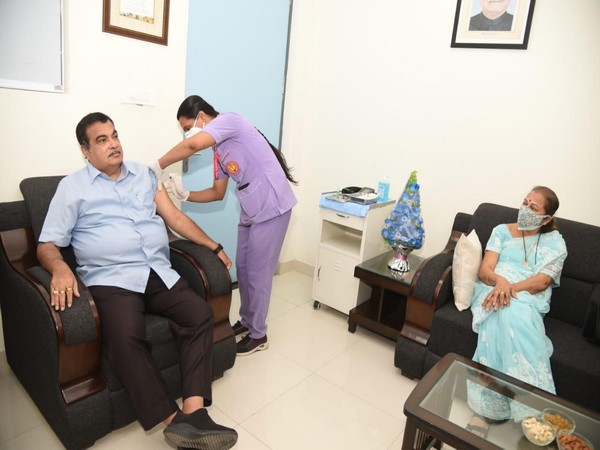Union Minister Nitin Gadkari receiving second dose of COVID-19 vaccine (Photo/ANI)