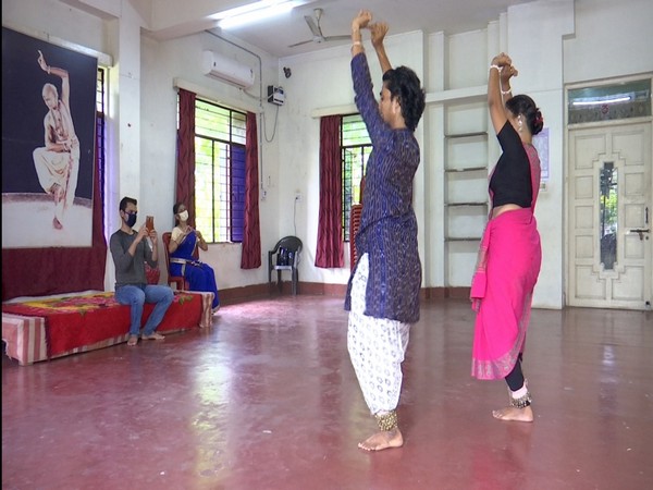 Students at the Guru Kelu Charan Mohapatra Odissi Research Centre in Bhubaneswar. (Photo/ANI)