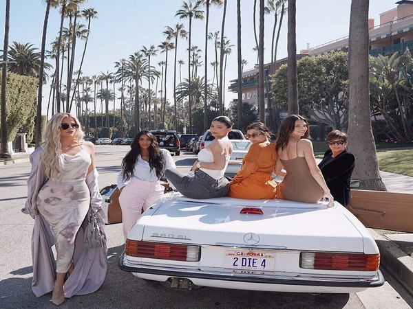 Khloe Kardashian, Kim Kardashian West, Kylie Jenner, Kourtney Kardashian, Kendall Jenner, and Kris Jenner (Image courtesy: Instagram)