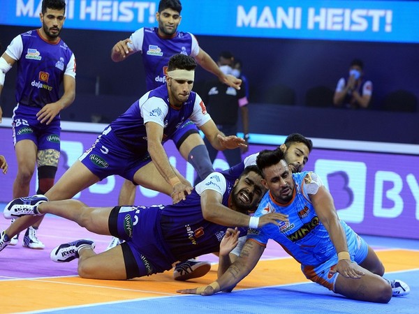 Players from two teams in action (Image: Haryana Steelers)