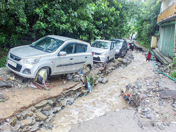 Khokhan Nala floods road after cloudburst in Himachal's Kullu. (File Photo/ANI)