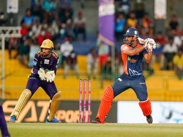 Batter Ravi Bopara in action (Image: LPL)