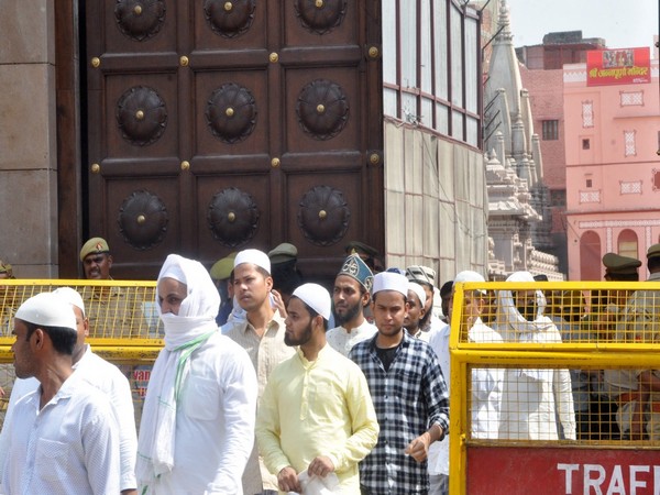 Devotees visit Gyanvapi Masjid to offer Namaz in Varanasi on May 13 (Photo:ANI)