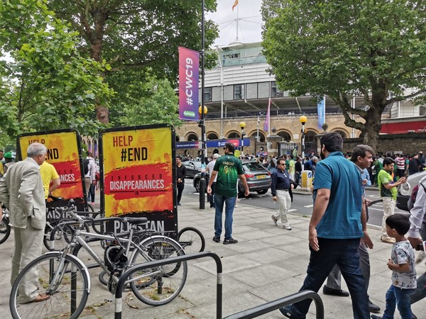 Protestors distributed leaflets outside Lords in London to highlight the pathetic human rights condition in Pakistan (Photo: ANI)