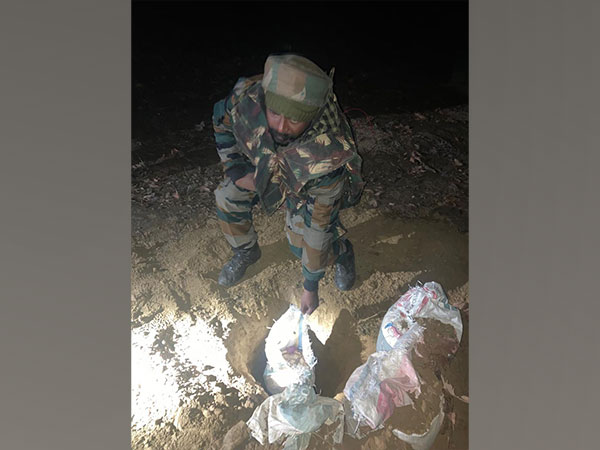 IED found and destroyed in Srinagar.