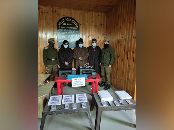 Three held in Budgam with counterfeit currency