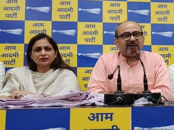 Councillor Pooja Madan, AAP MLA Dilip Pandey (Photo/ANI)