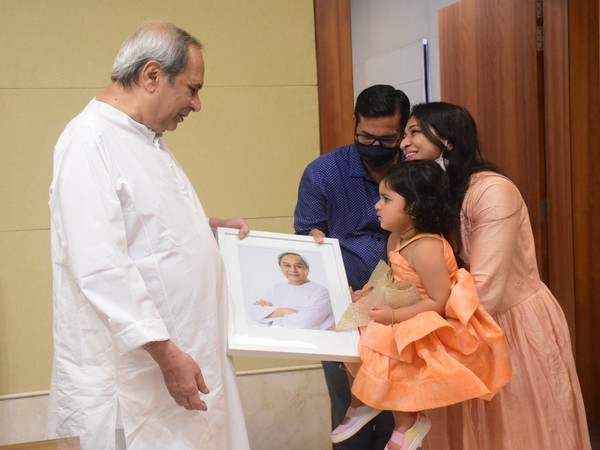 Odisha CM Naveen Patnaik gifts 'Wonder Kid' Anvi an autographed portrait of self and gives her his blessings