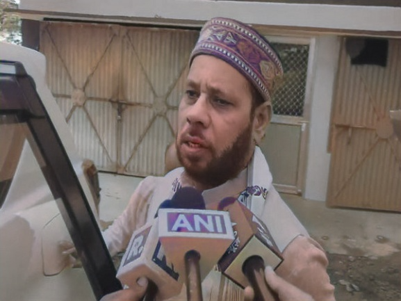 Samajwadi Party MLA Manoj Kumar Pandey (Photo/ANI)
