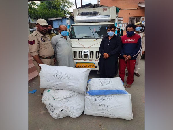Budgam Police recovered 103 KGs of Poppy Straw, 3 held