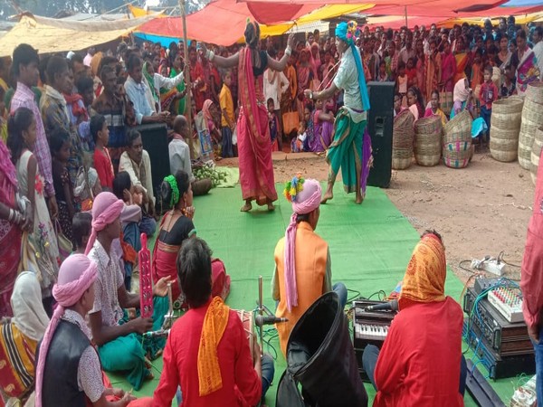 Local artists performing dance forms to impart information on government schemes in Bastar on Wednesday. Photo/ANI