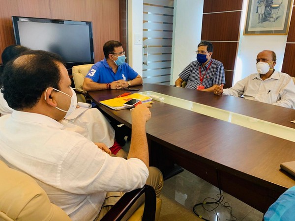 A meeting was held at Goa Medical College to review COVID-19 preparedness and testing facilities at the college. 
