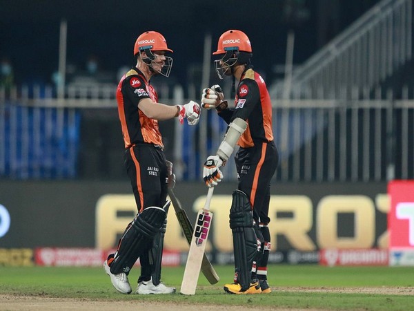 SRH's David Warner and Wriddhiman Saha (Photo/ iplt20.com) 