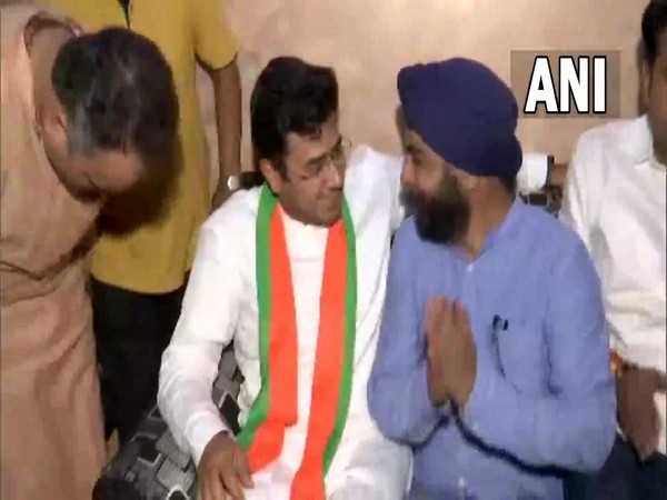 South Bengaluru MP Tejaswi Surya and BJP leader Tajinder Bagga  (Photo/ANI)