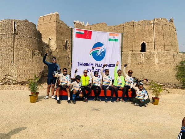 Participants of the Cyclothon in Ahmedabad. 