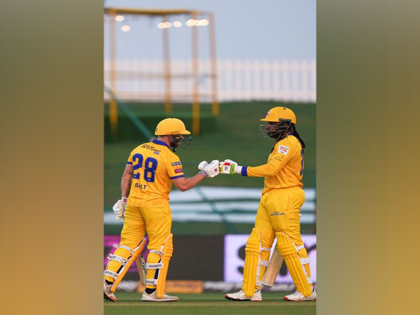 Chris Gayle and Philip Salt in action against Chennai Braves