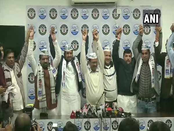 Former MLA Ram Singh, 3 others join AAP ahead of Delhi assembly polls. Photo/ANI