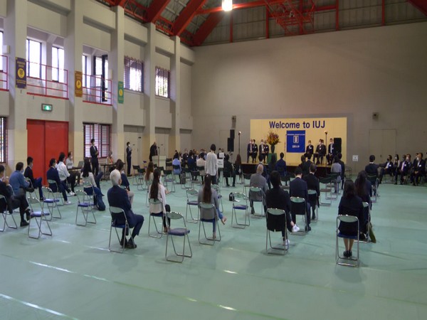 AEON Group companies provide scholarships to Asian students in universities of Japan