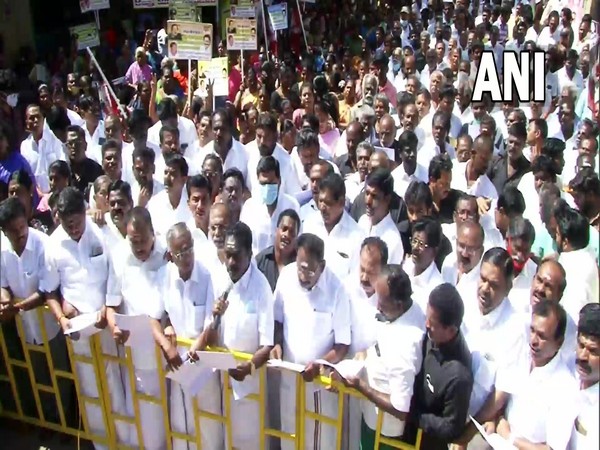 AIADMK protesting in Tamil Nadu (Photo/ANI)
