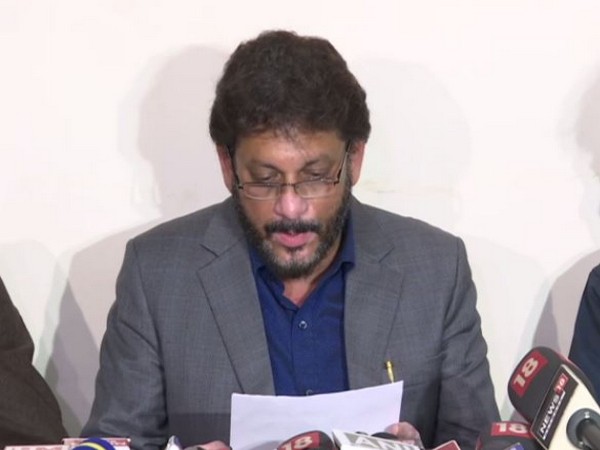AIMIM leader Waris Pathan at a press conference on Saturday. Photo/ANI
