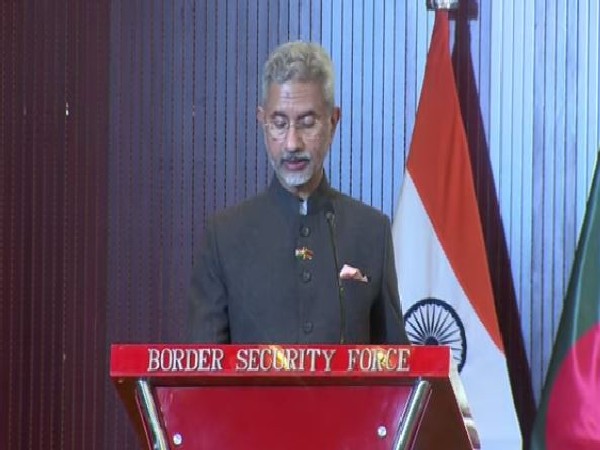 External Affairs Minister at the Vijay Diwas Commemoration Event by BSF