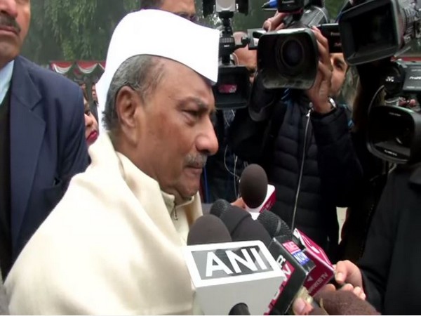 Congress leader AK Antony speaking to reporters in New Delhi on Saturday. Photo/ANI