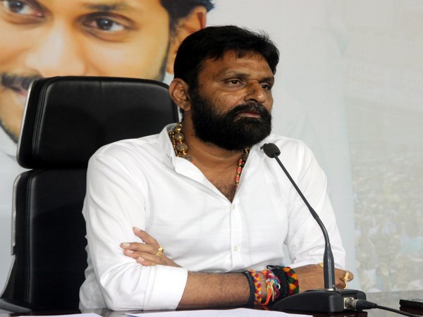 Andhra Pradesh Civil Supplies Minister Kodali Venkateswara Rao addresses media in Amaravati on Tuesday [Photo/ANI]