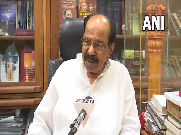 ormer Karnataka Chief Minister and Congress leader Veerappa Moily (Photo/ANI)