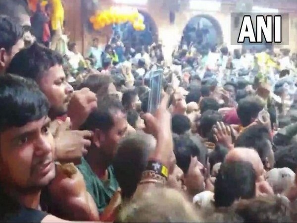 Visual of pilgrims at the Banke Bihari temple in Mathura (Photo/ANI)