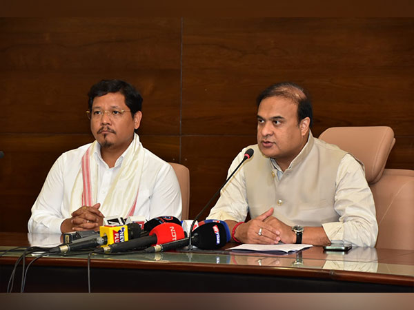 Meghalaya CM Sangma Conrad (Left) and Assam CM Himanta Biswa Sarma (Right)