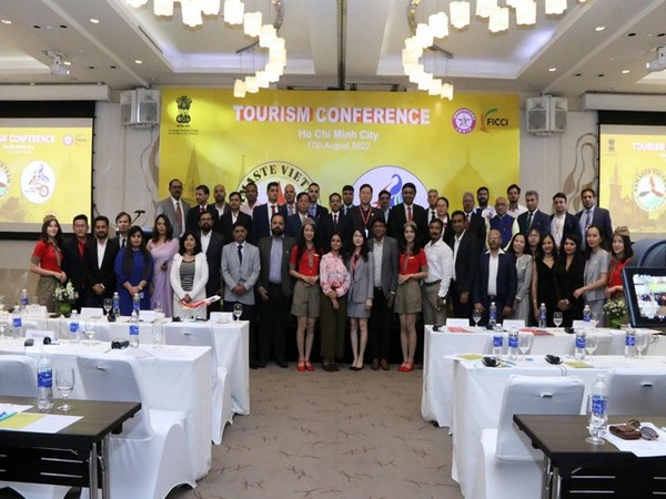 A month-long Namaste Vietnam festival hosted by the Consulate General of India in HCM City brings a unique blend of Indian culture, business, tourism and Bollywood to the people of Vietnam. 