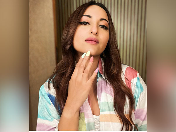 Sonakshi Sinha (Image source: Instagram)