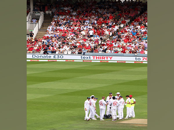 Team England (Photo: England Cricket/ Twitter)