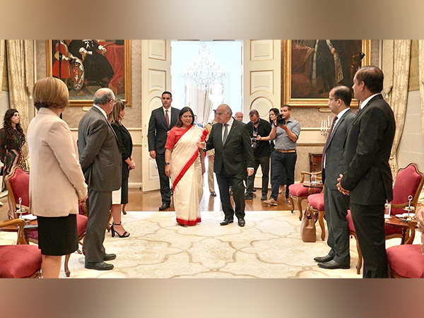 MoS Meenakashi Lekhi met President of Malta George Vella (Photo: Twitter/@M_Lekhi)