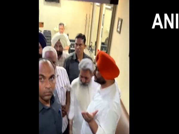 Punjab Vigilance arrests former minister Bharat Bhushan Ashu (Photo:ANI)
