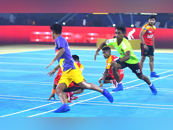 West Bengal's Subhasis Santra in action in Ultimate Kho Kho (Image: UKK)