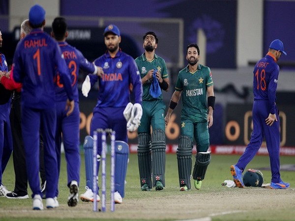 Team India and Pakistan (File Photo)