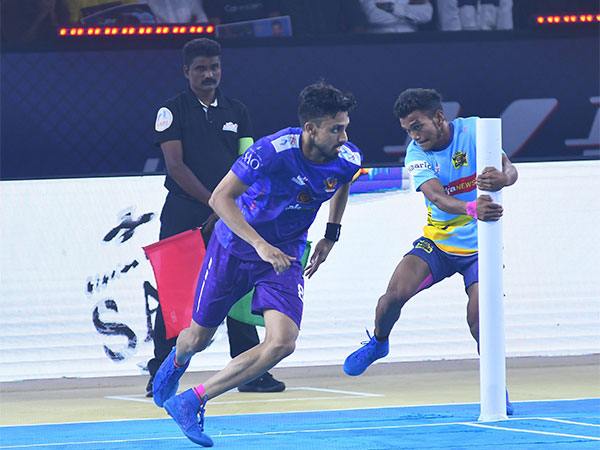 Players in action. (Photo- UKK)