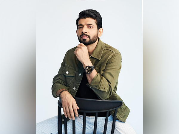 Vineet Kumar Singh (Image Source: Instagram)