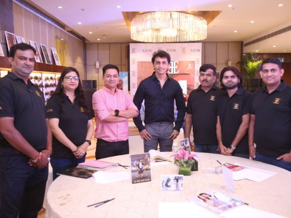 Arvind Bajaj, Ezok Shoes with the team