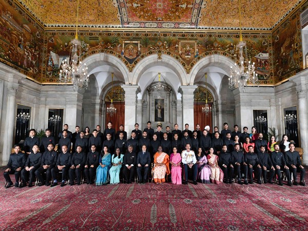 IAS Officers of 2020 Batch calls on President Droupadi Murmu.
